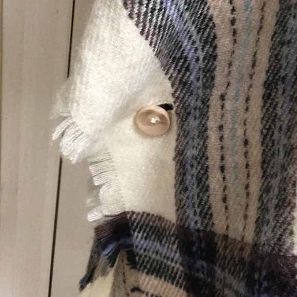 Simons Cowl Neck Cape Poncho EUC - Picture 3 of 5